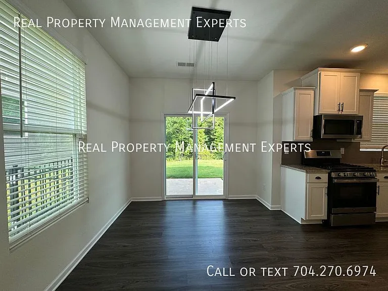 3227 Selwyn Landing Dr — Photo 7