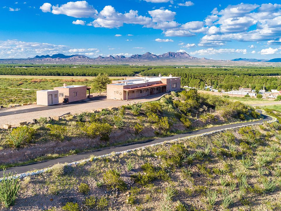 1st image of 4401 Rocky Acres Trl