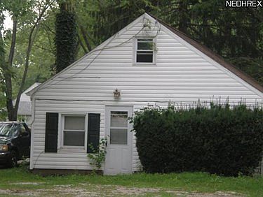 4th image of 1756 S Arlington St