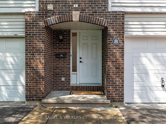 2nd image of 8 Almond Ln