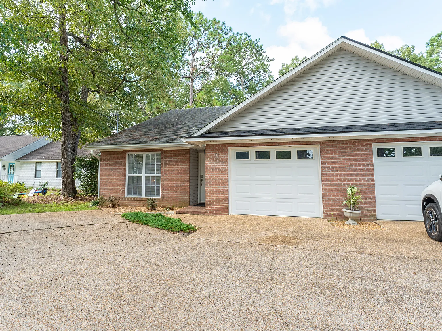 3 bed, 1450 sqft, $1,800 — Photo 3