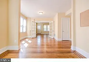476 Lyceum Ave — Photo 6