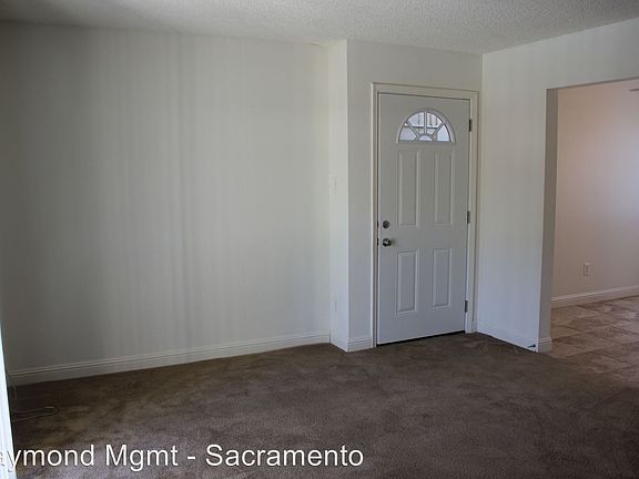 4th image of 5971 Lake Crest Way APT 02