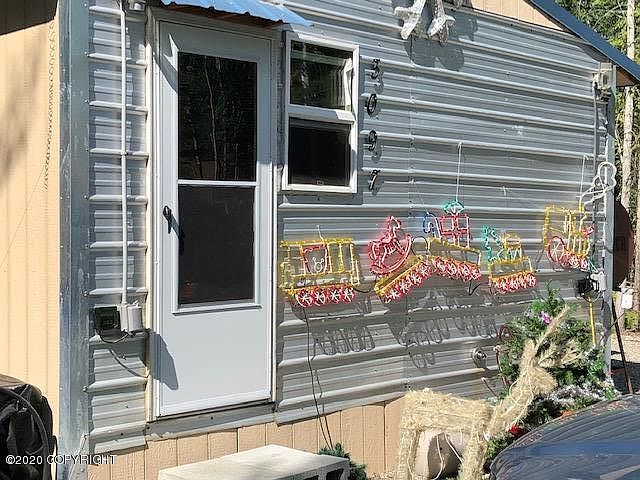 1st image of 3097 Vfw St