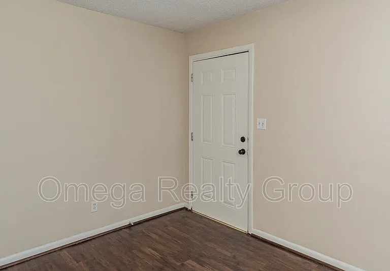 5209 Goldmar Dr — Photo 4