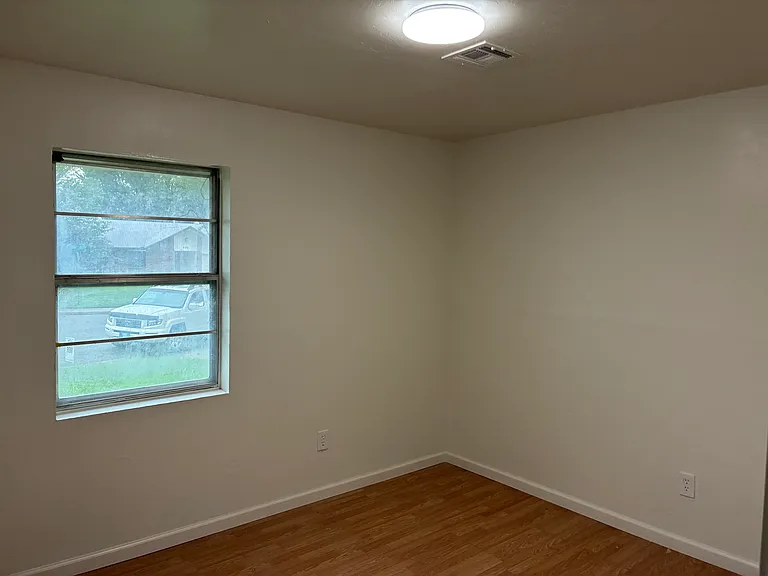 601 Kay Hill Ln — Photo 8