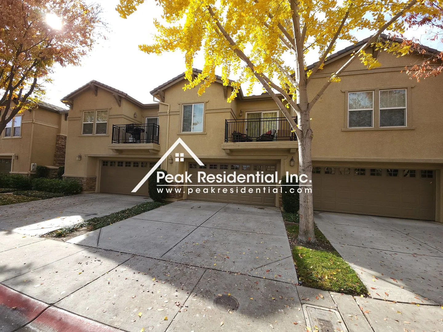 Nice 2bd/2ba North Natomas Condo with 2 Car Garage — Photo 2