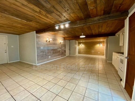 2nd image of 1101 College St #2210