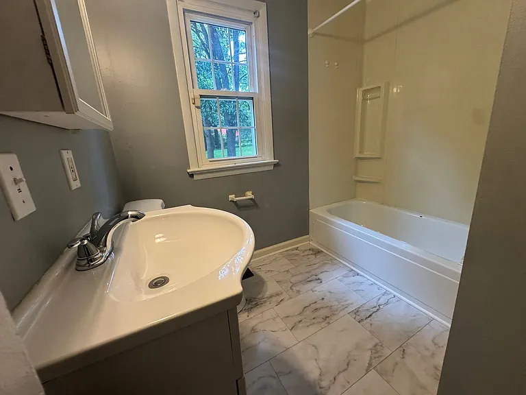 143 Barrett Heights Rd — Photo 6