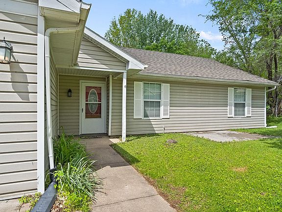 2nd image of 4521 W Southview Dr