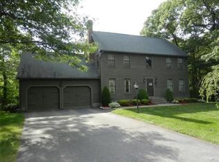 7 Peters Ln, Franklin, MA 02038