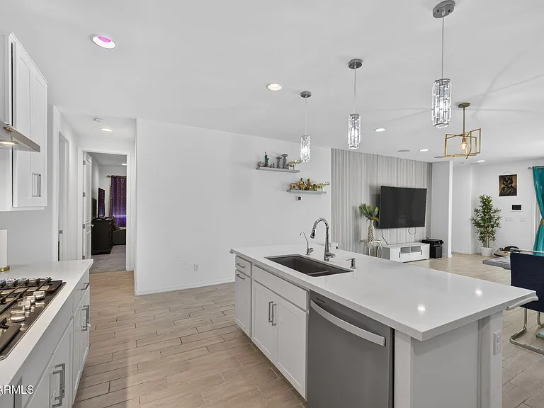 9756 E Seismic Ave — Photo 12