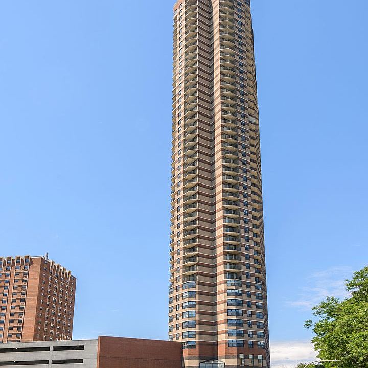 1st image of 3660 N Lake Shore Dr APT 2901