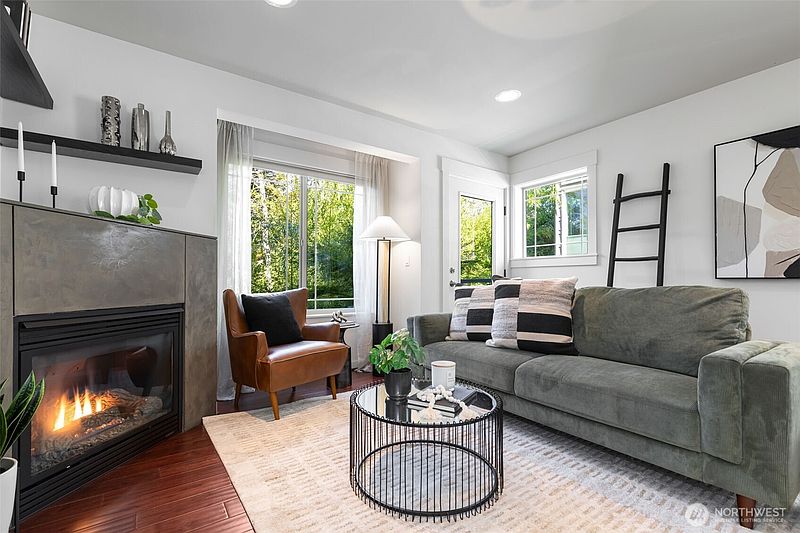 3rd image of 4507 Linden Avenue N #A