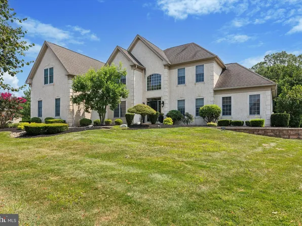 11 Paige Trl, Perkasie, PA 18944