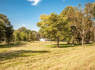600 Winding Creek Rd, Shepherd, TX 77371