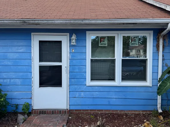 109 Chesterfield Ct APT C, Greenville, NC 27834