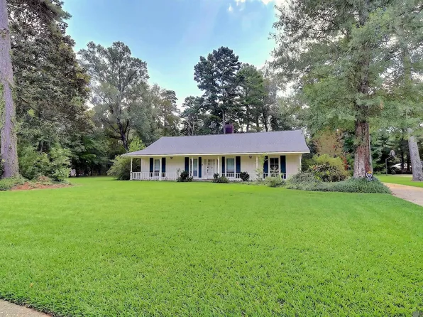 15826 Chivre Ave, Greenwell Springs, LA 70739