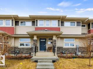 1271 Sandstone Blvd, Strathcona County, AB T8H 1Z8