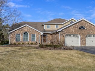 6024 Bentley Ave, Willowbrook, IL
