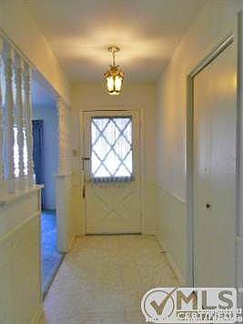 3rd image of 11102 Cedar Elm Dr