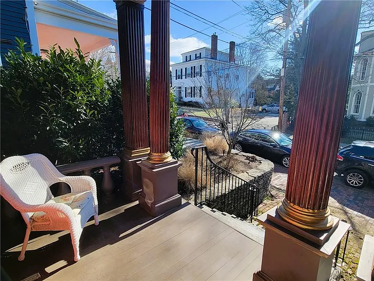 92 Pelham St #1 — Photo 4