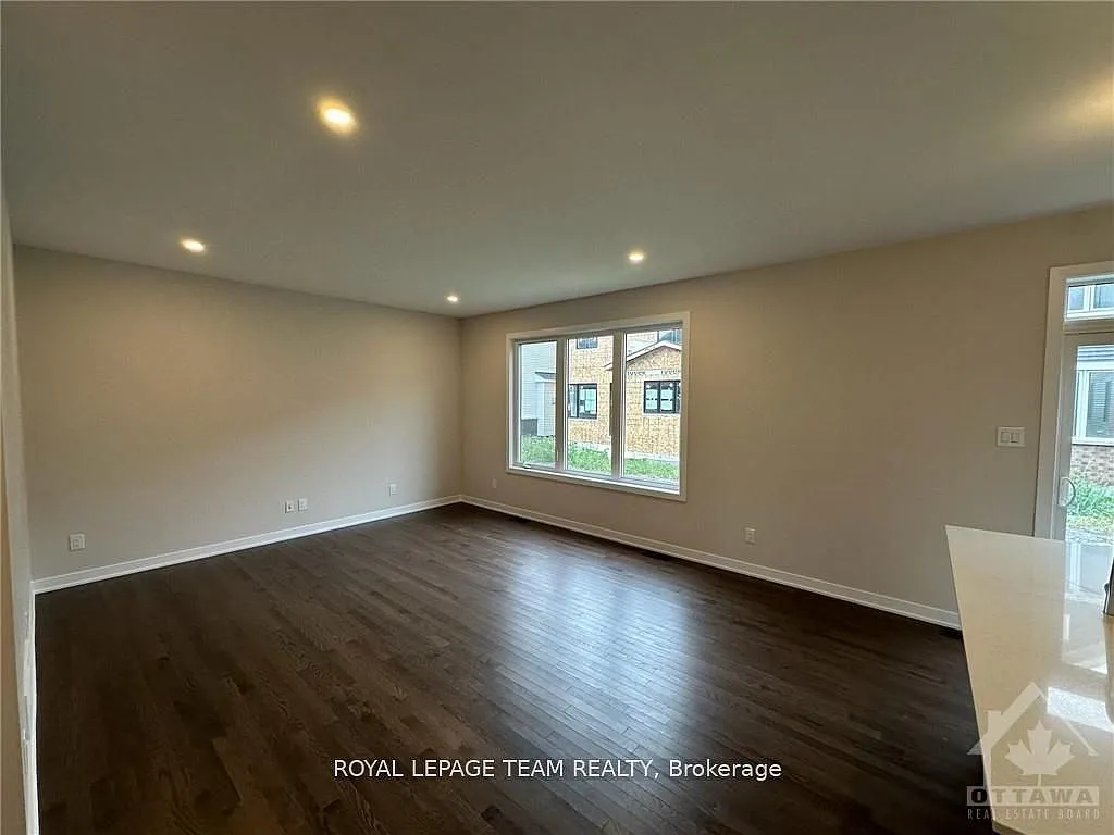 4 bed, $2,950 — Photo 3