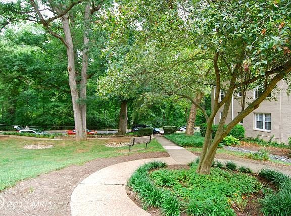 2nd image of 810 S Arlington Mill Dr APT 201