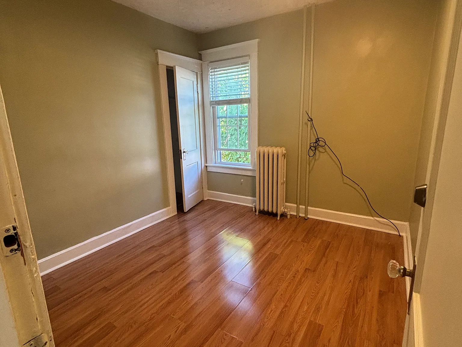 3 bed, $2,300 — Photo 4