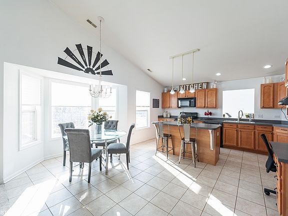 5th image of 714 Kresswood Dr #714