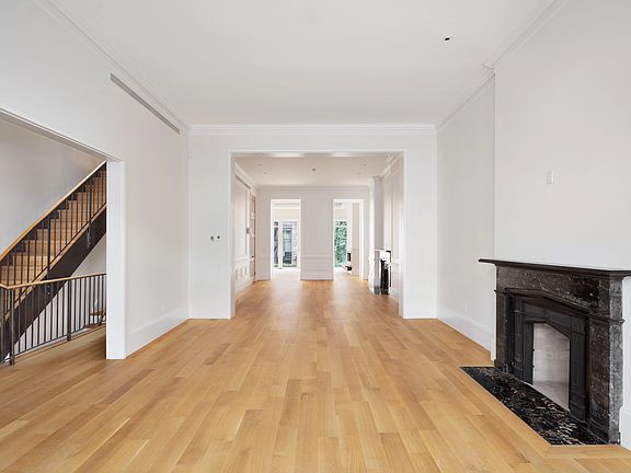 135 E 15th St, New York, NY 10003 | Zillow