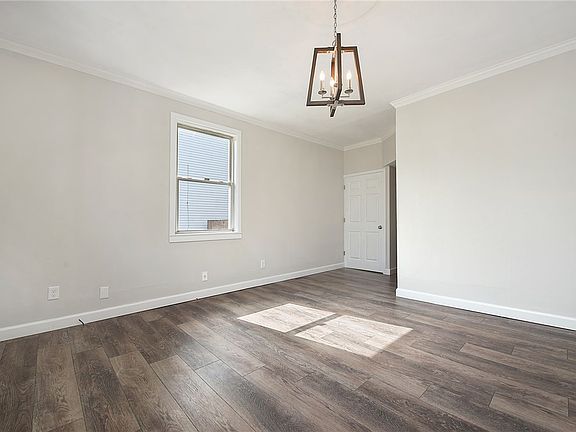 4th image of 1590 2nd St