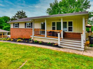 1036 W Parkway Ave, Knoxville, TN 37912