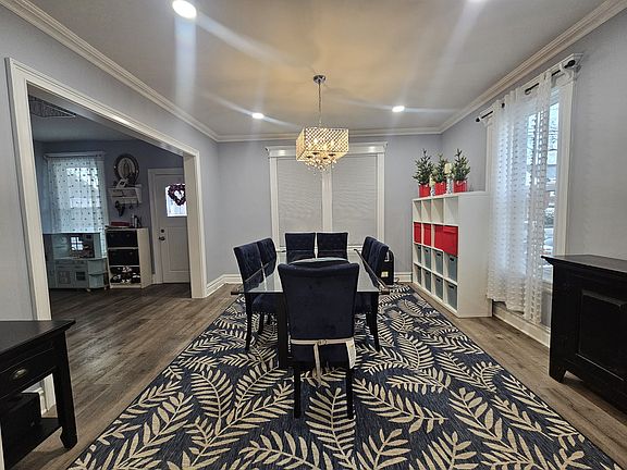 4th image of 525 Lincoln Ave