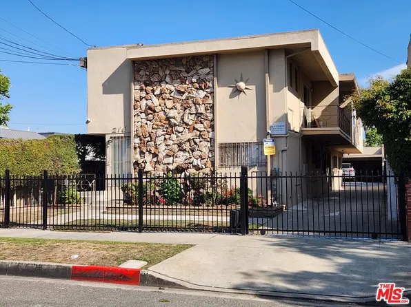 216 S Inglewood Ave, Inglewood, CA 90301