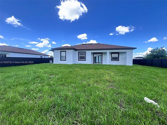 5th image of 814 Jaguar Blvd