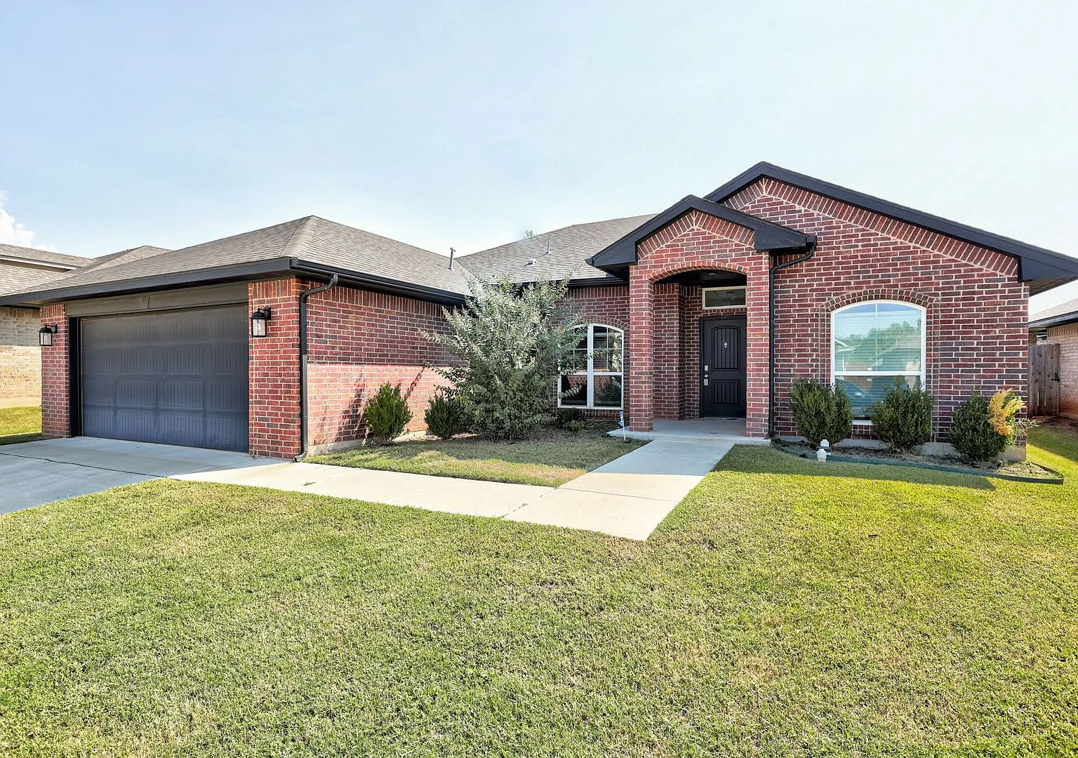Updated Modern Home in Norman Wedged Between Highway 9 And East 12th St — Photo 3