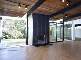 1527 Louisa Ct, Palo Alto, CA 94303