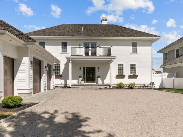 45 Carnegie Abbey Ln