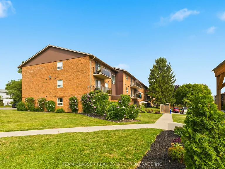 735 Wonderland Rd S #302 — Photo 22