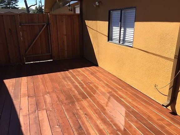 2nd image of 1074 Candlewood Ave