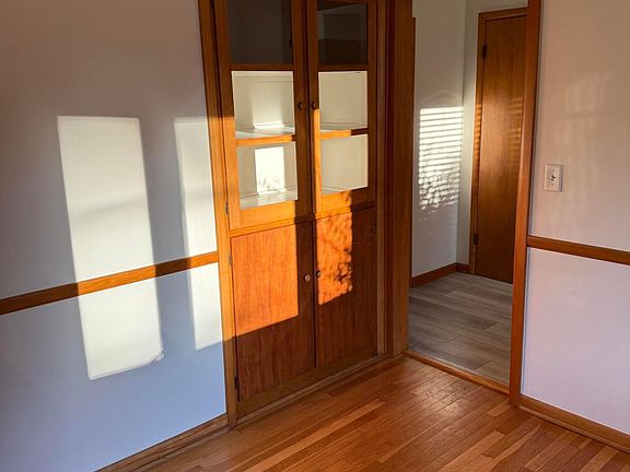 5th image of 4193 Eastlea Dr