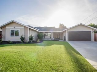 637 Delfino Ln, Bakersfield, CA 93304