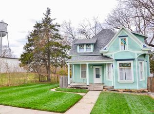 405 N Main St, Urich, MO 64788