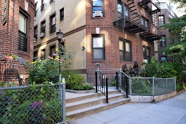 Rented by Merit Group & Associates | media 2