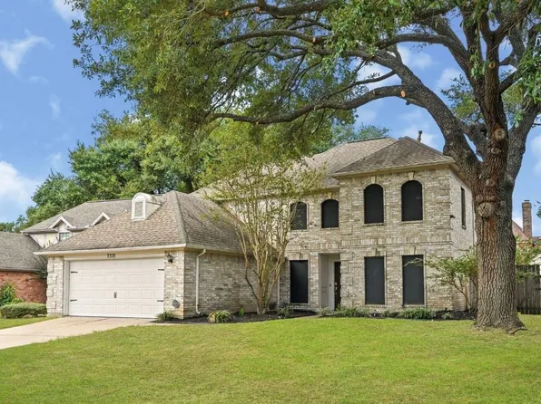 7331 W Hearthstone Green Dr, Houston, TX 77095