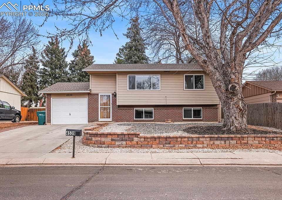 1st image of 4539 Bella Dr