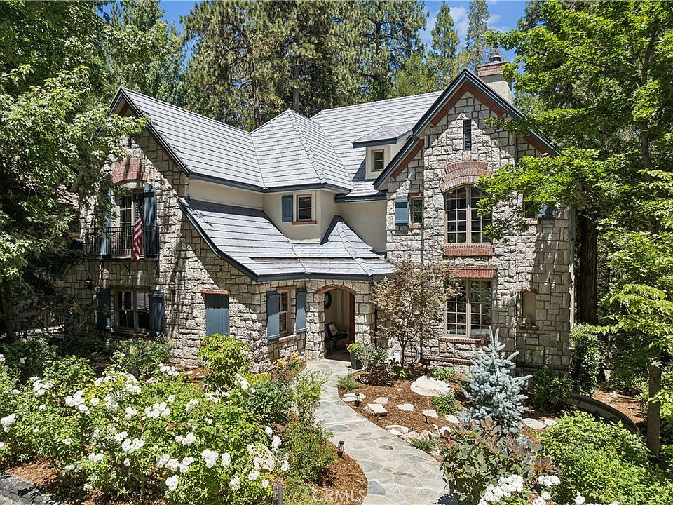 1st image of 27489 Meadow Bay Dr