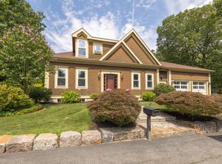 9 Washington Ave, Woburn, MA 01801
