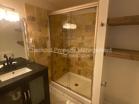 4th image of 2905 S 18th St
